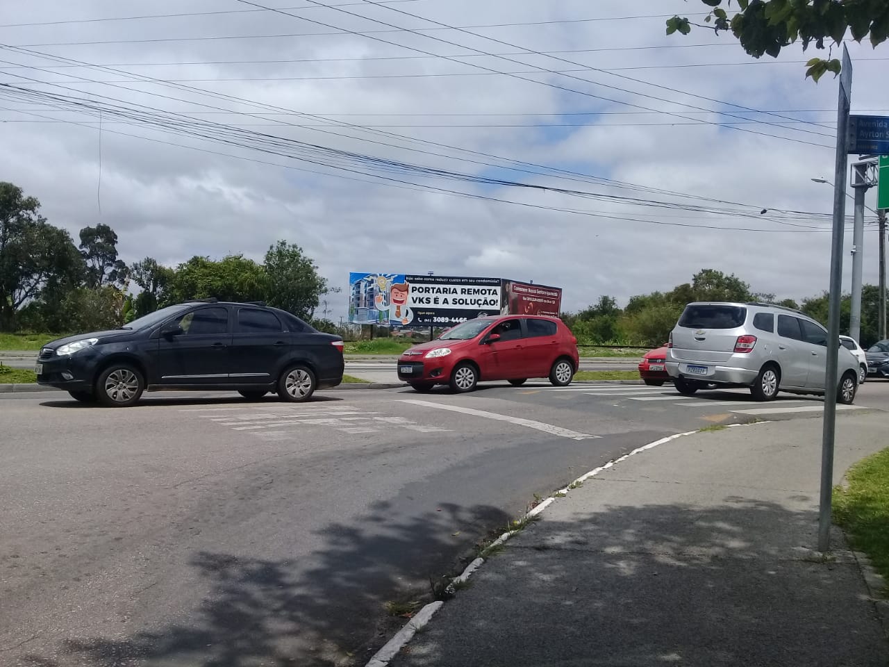 Av. Afonso Camargo próx. ao Autódromo quadro 01.jpg