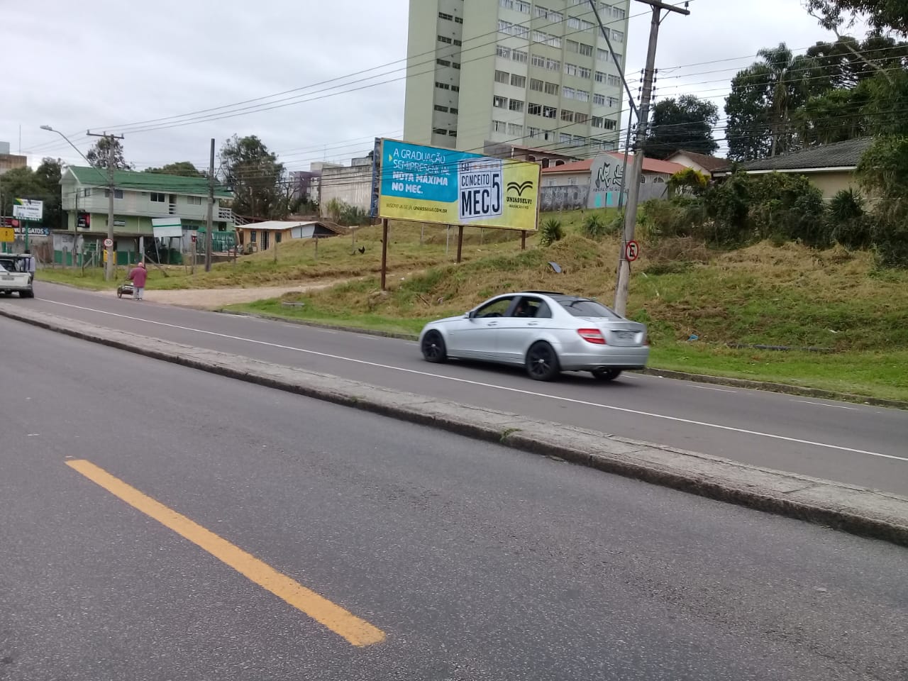 Av. Paraná próx. ao Terminal Santa Cândida - quadro 02.jpg